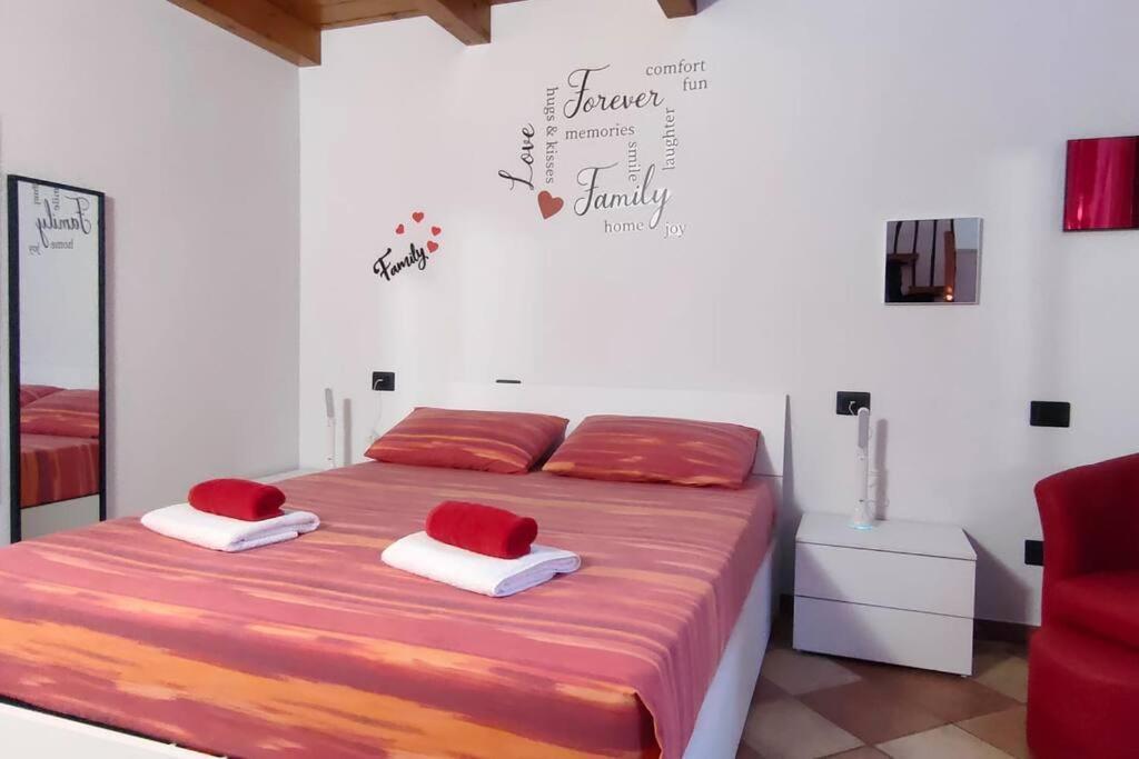 Апартаменты La Casa Di Trilly Виджевано Экстерьер фото