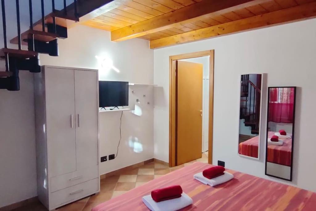 Апартаменты La Casa Di Trilly Виджевано Экстерьер фото